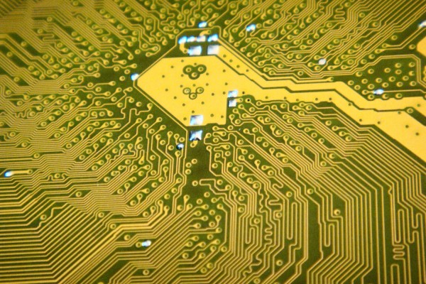 pcb2-600x400 pcb2-600x400